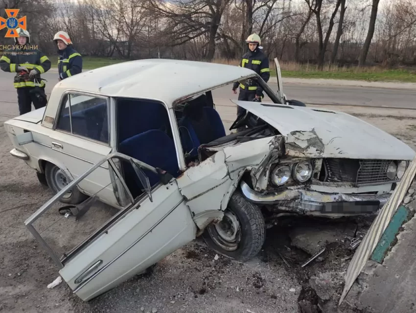 У Кам’янському вчора ввечері двоє людей постраждали внаслідок ДТП