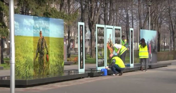 У Кам’янському комунальники упорядковують місто після зими - ФОТО