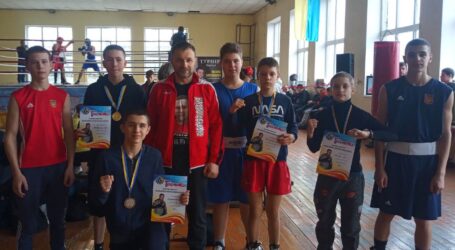Юні боксери з Кам’янського достойно виступили на обласному турнірі