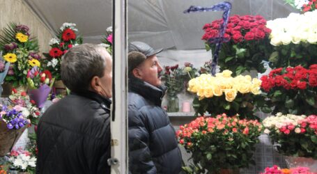Де у Кам’янському продаватимуть квіти напередодні 8 березня