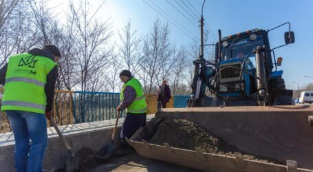 В Кам’янському тривають роботи по прибиранню міста