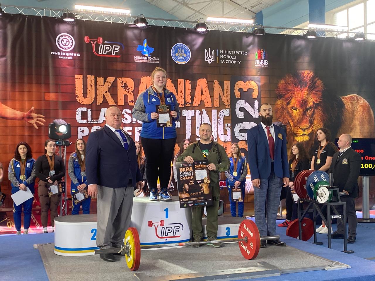 Команда паверліфтерів з Кам'янського виборола 33 медалі на чемпіонаті України у Львові - ФОТО