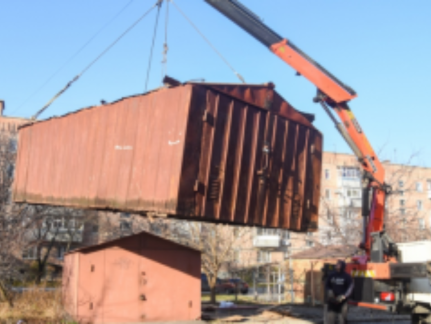 Які самовільно розміщені об’єкти в Кам’янському буде демонтовано найближчим часом
