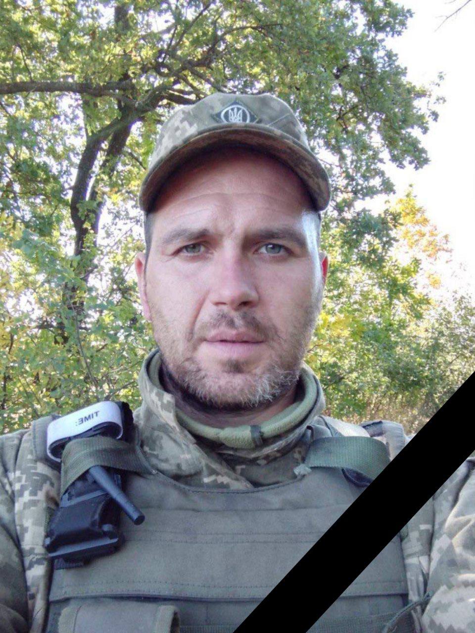 Завтра Кам'янське проводить в останній шлях Олега Павелка, який загинув торік на Луганщині - ФОТО