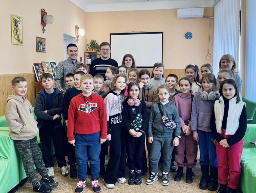В Кам’янському малечі розповіли про цікавий світ книжок