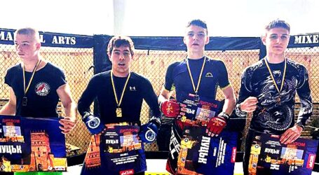 Кам`янчани посіли 11 призових місць на чемпіонаті України з козацького двобою