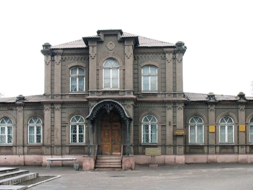 В Кам’янському будівля музею перетвориться на театральну сцену