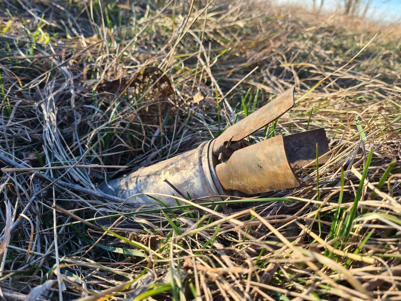 Мешканцям Дніпропетровщини нагадали, як себе поводити якщо побачили підозрілий предмет - ФОТО
