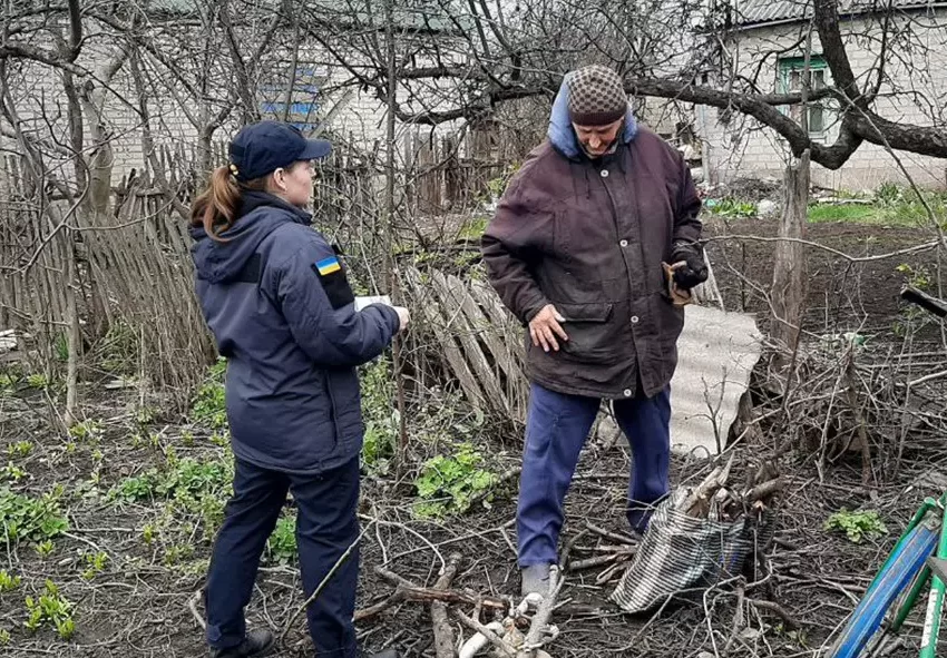 Надзвичайники закликають мешканців Кам’янського району берегти екосистеми від вогню