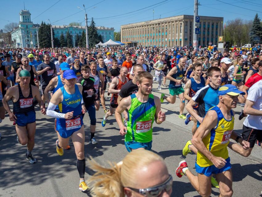 Мер Кам’янського привітав спортсменів міста з Міжнародним днем споту
