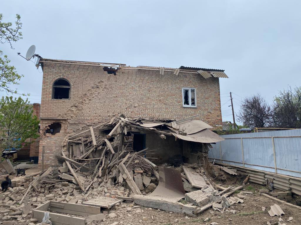 Від ворожих обстрілів на Дніпропетровщині загинув чоловік, двоє людей постраждали - ФОТО