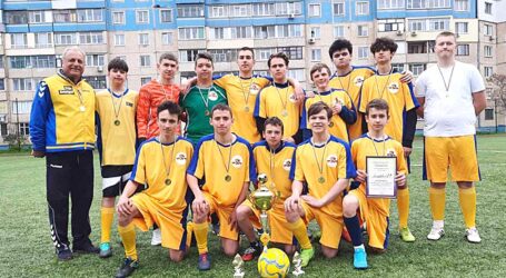В Кам’янському футболісти ліцею № 29 виграли Кубок міського голови