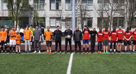 В Кам`янському стартував Кубок міста з футболу серед школярів