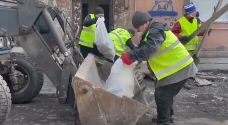 У Кам’янському тривають роботи з доброустрою міста та підготовки до наступної зими