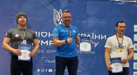 Армрестлер з Кам’янського Дмитро Сорока став чемпіоном України