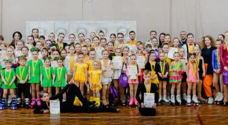Кам’янські фігуристи вдало виступили на чемпіонаті міста та фестивалі KAM`YANSKE FEST