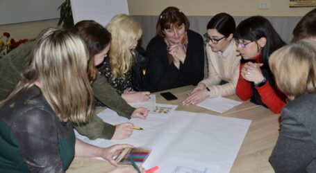 Освітяни Кам’янського впроваджуватимуть у навчальний процес принципи STEM-освіти