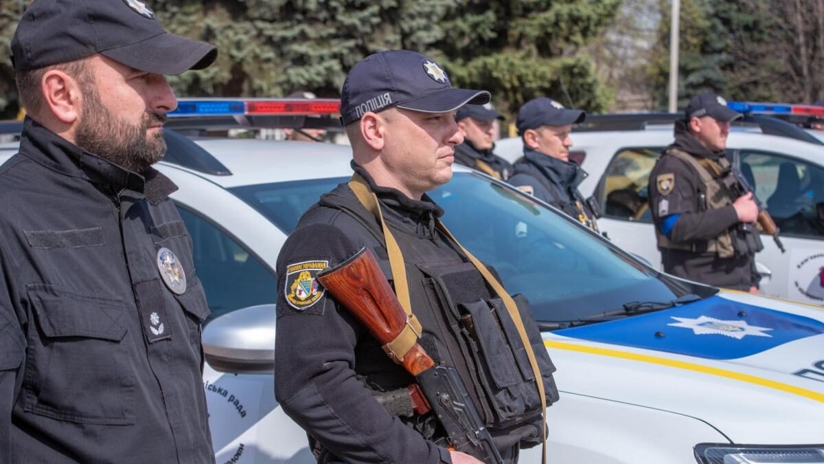В Кам'янському за бюджетні кошти придбали авто для поліційних для патрулювання міста - ФОТО