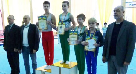 Гімнаст Микита Ковтун з Кам`янського став призером Кіровоградщини