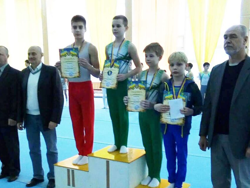 Гімнаст Микита Ковтун з Кам`янського став призером Кіровоградщини