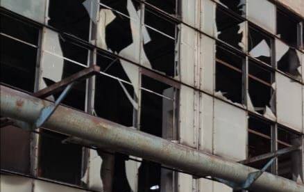 Вночі вороги вдарили по промисловому підприємству на Дніпропетровщині, є постраждалі