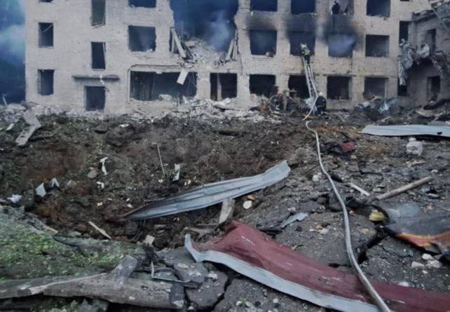 Вночі вороги атакували Дніпропетровщину безпілотниками та ракетами