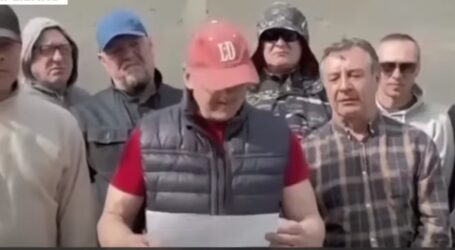 Російські бєлгородці вимагають видати їм зброю, бо не вірять у свою армію
