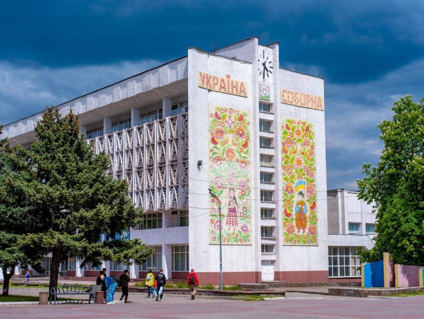 Вночі ворог обстріляв одну з громад на Дніпропетровщині