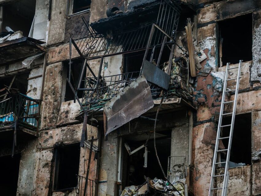 Вже 11 загиблих внаслідок атаки на Кривий Ріг