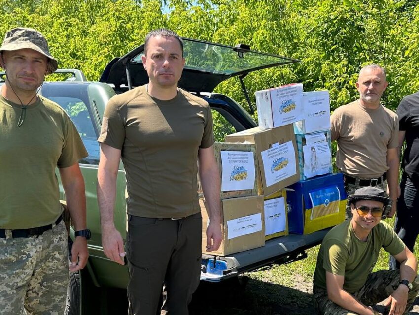 Чергова автівка від Кам’янського поїхала до військових на Схід України