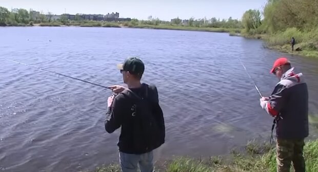 Що не так з забороною рибалки в Кам’янському?