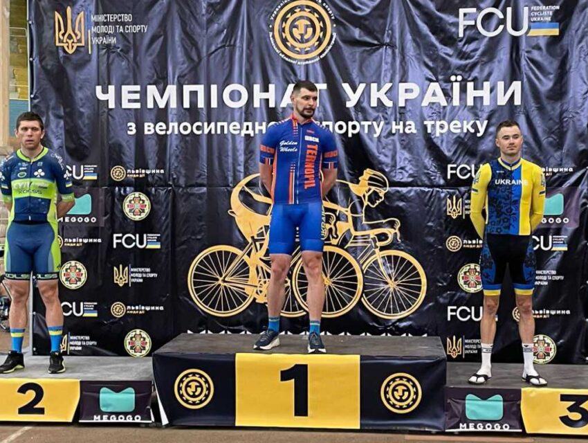 Велогонник з Кам`янського Ярослав Козаков став чемпіоном України