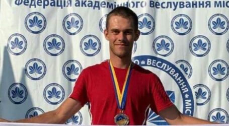 Кам`янчанин Ігор Гопяк на чемпіонаті України з академічного веслування двічі підійматися на п`єдестал пошани