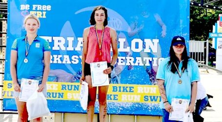 Кам`янчанка Христина Білоусова стала бронзовою призеркою чемпіонату України з акватлону