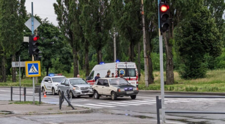 Проспект Ювілейний у Кам’янському залишається одним із самих аварійно-небезпечних у місті