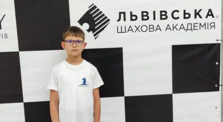Кам`янчани Максим Вітютнєв завершив чемпіонат України з шахів, розташувавшись у верхній частині турнірної таблиці