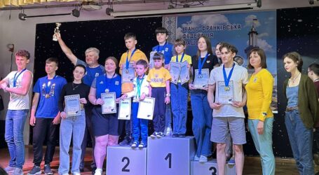 Кам’янчани зробили “золотий” хет-трик на чемпіонаті України з міжнародних шашок