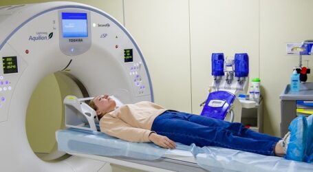 Вимагання плати за проведення компʼютерної томографії є порушенням прав пацієнта