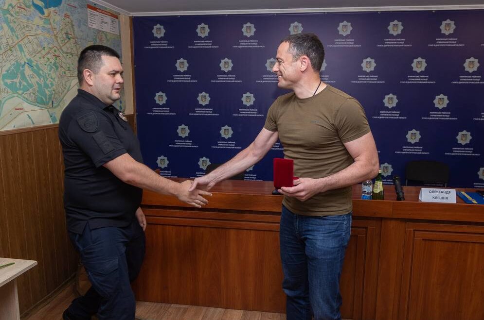 Мер Кам'янського привітав поліційних міста з професійним святом - ФОТО