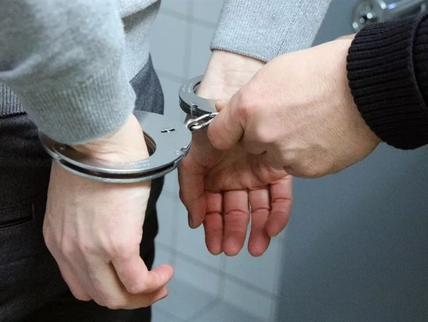У Дніпрі судитимуть чоловіка, який розбещував малолітнього хлопчика по відеозв’язку