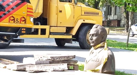 В Кам’янському демонтують погруддя Леоніда Брежнєва