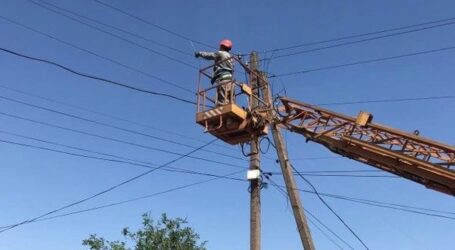 В Кам’янському відновлюють електропостачання після негоди