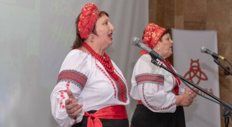  «Посиденьки» в Кам’янському знов зібрали шанувальників українського фольклору