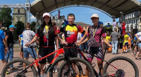 Велогонниці з Кам’янського завоювали на чемпіонаті України п’ять медалей