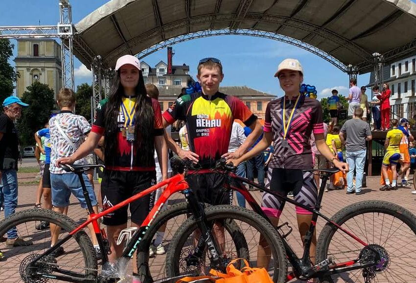 Велогонниці з Кам’янського завоювали на чемпіонаті України п’ять медалей