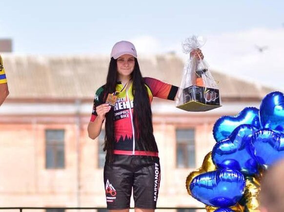 Велогонниці з Кам'янського завоювали на чемпіонаті України п'ять медалей - ФОТО