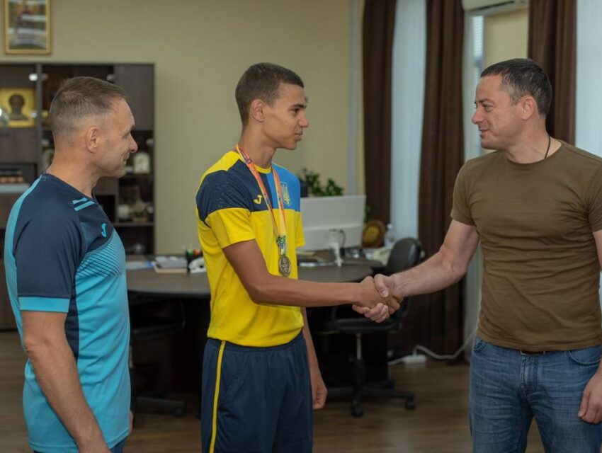 Мер Кам’янського привітав 14-річного призера  Всесвітньої Гімназіади з нашого міста Дениса Ткача  