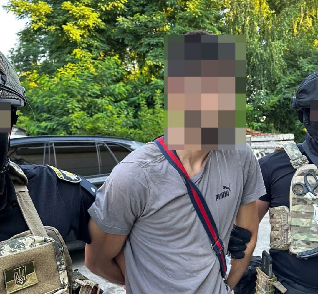 Кількість затриманих шахраїв, що ошукували громадян Євросоюзу через «кол-центри» в Кам'янському - зросла - ФОТО