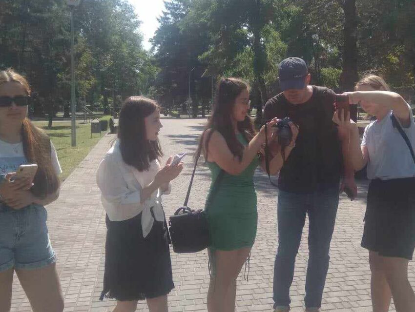 Учасники Літньої школи гідів в Кам’янському навчались у відомого майстра мистецтву архітектурної фотографії