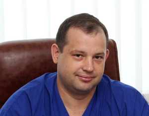 Понад 700 операцій військовим: нейрохірурга з Дніпропетровщини нагороджено відзнакою «Національна легенда України» - ФОТО